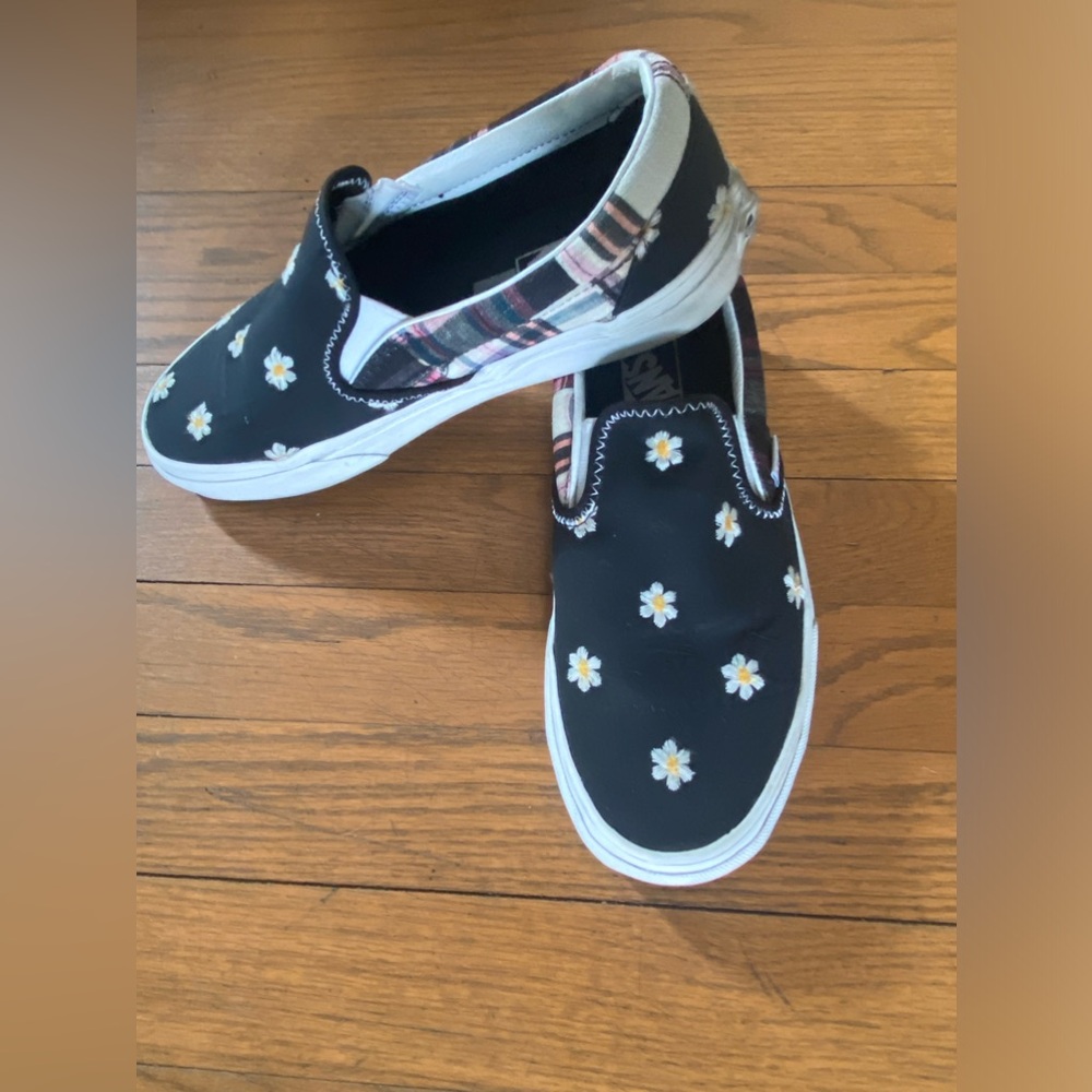 Vans slip on floral plaid